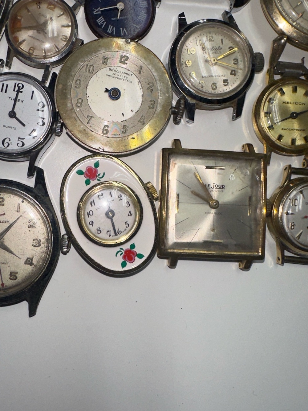 Vintage Mechanical Watch Lot Bulova, Hamilton, Restorer Repair Parts - Picture 8 of 13